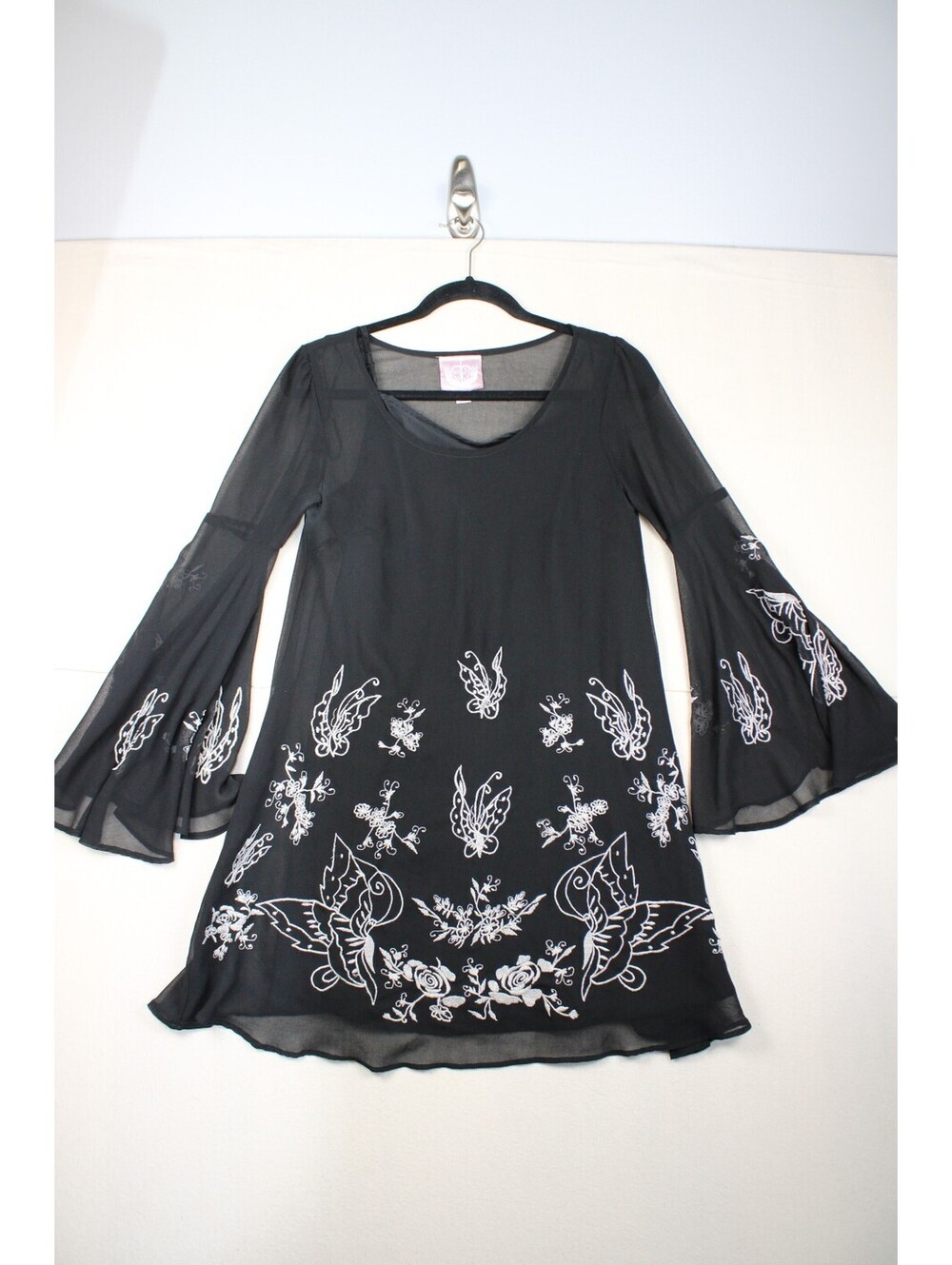 Romeo Juliet Couture Black Embroidered Bell-Sleeve Dress + Camisole Set - S